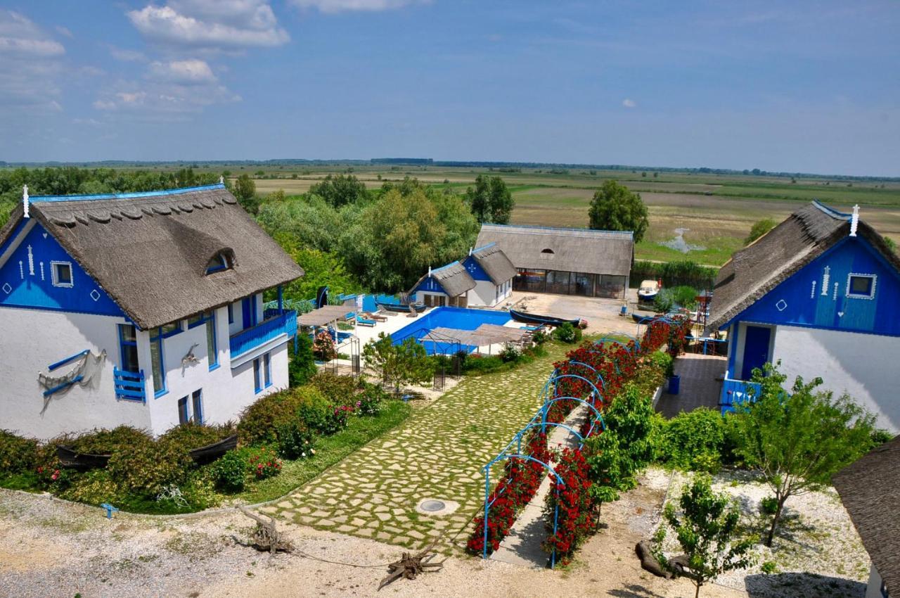 Nena Art Resort Dunavăţu de Jos Buitenkant foto