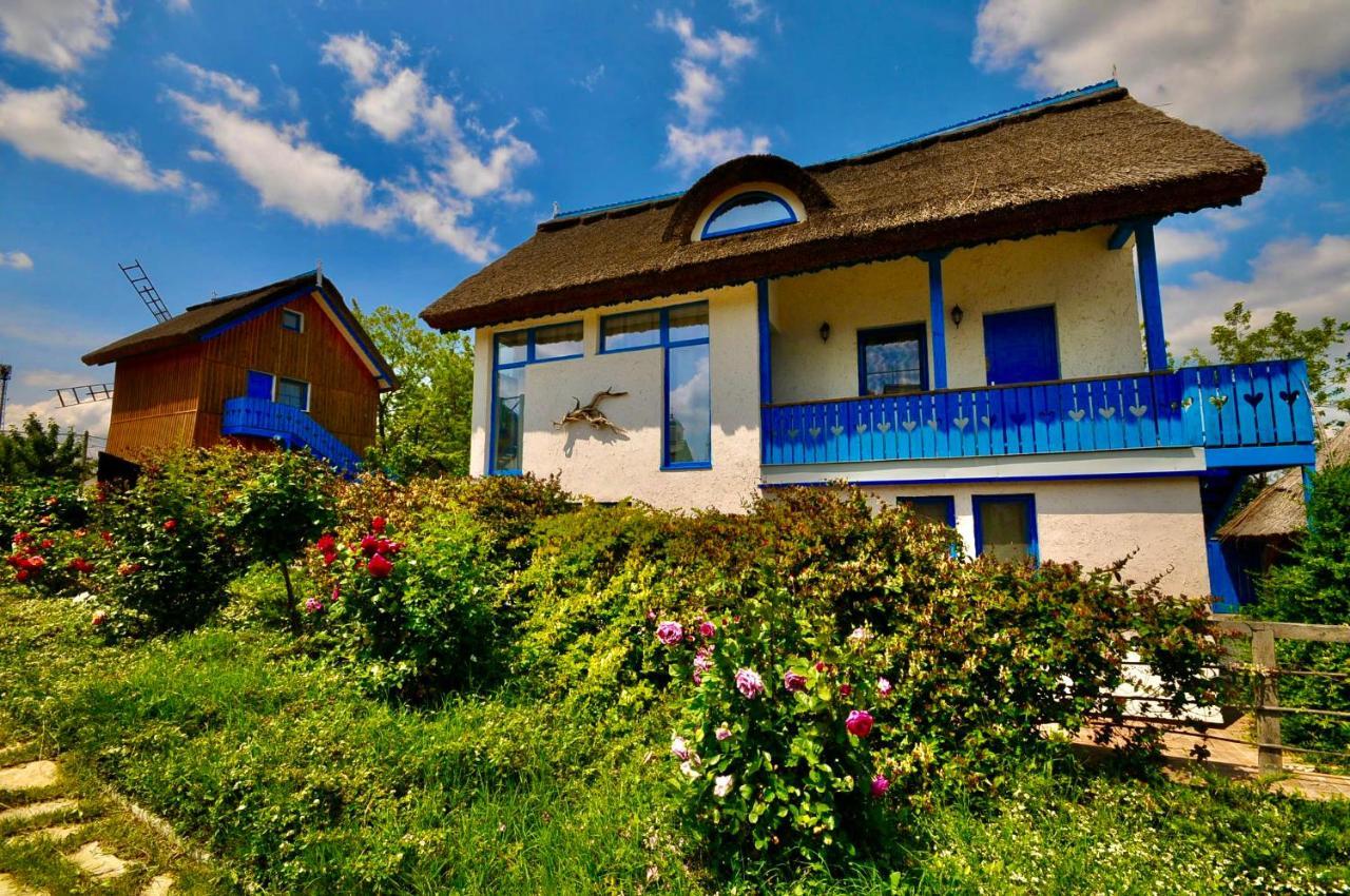 Nena Art Resort Dunavăţu de Jos Buitenkant foto