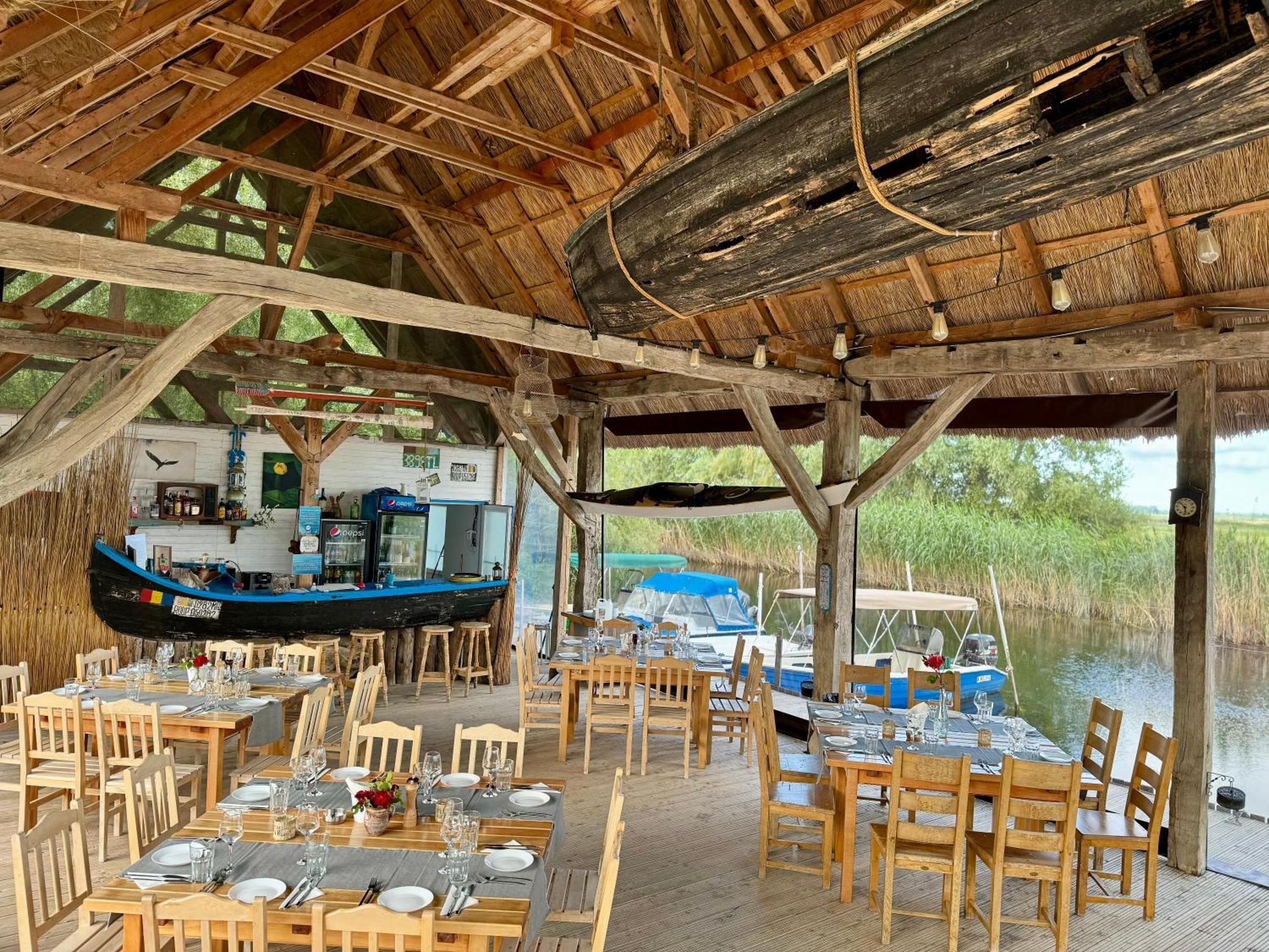 Nena Art Resort Dunavăţu de Jos Buitenkant foto